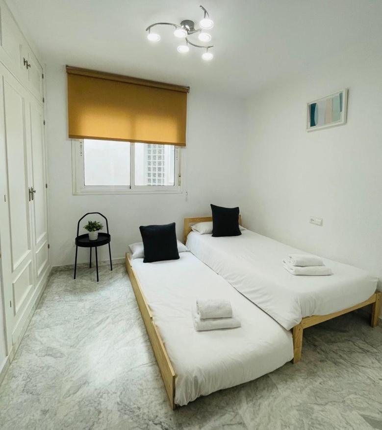 Homely Malaga Don Cristian Con Parking Privado Buitenkant foto