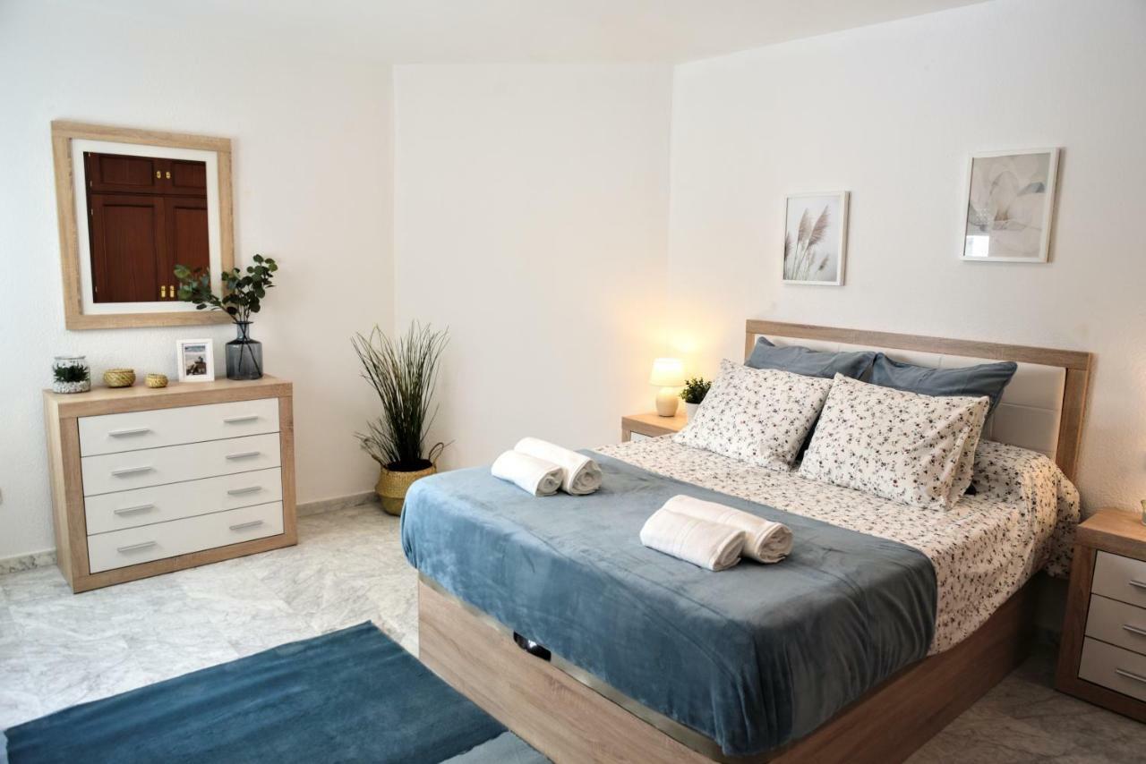 Homely Malaga Don Cristian Con Parking Privado Buitenkant foto