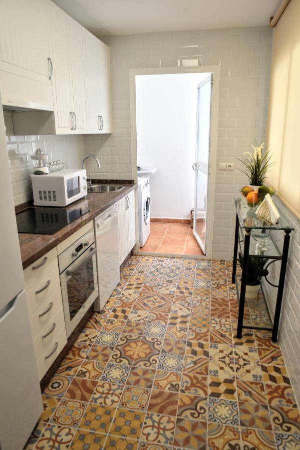 Homely Malaga Don Cristian Con Parking Privado Buitenkant foto