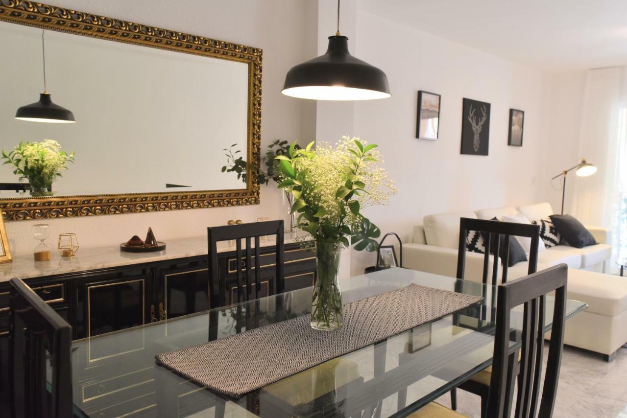 Homely Malaga Don Cristian Con Parking Privado Buitenkant foto