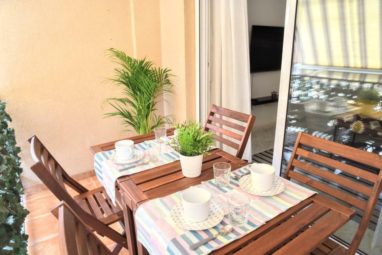 Homely Malaga Don Cristian Con Parking Privado Buitenkant foto