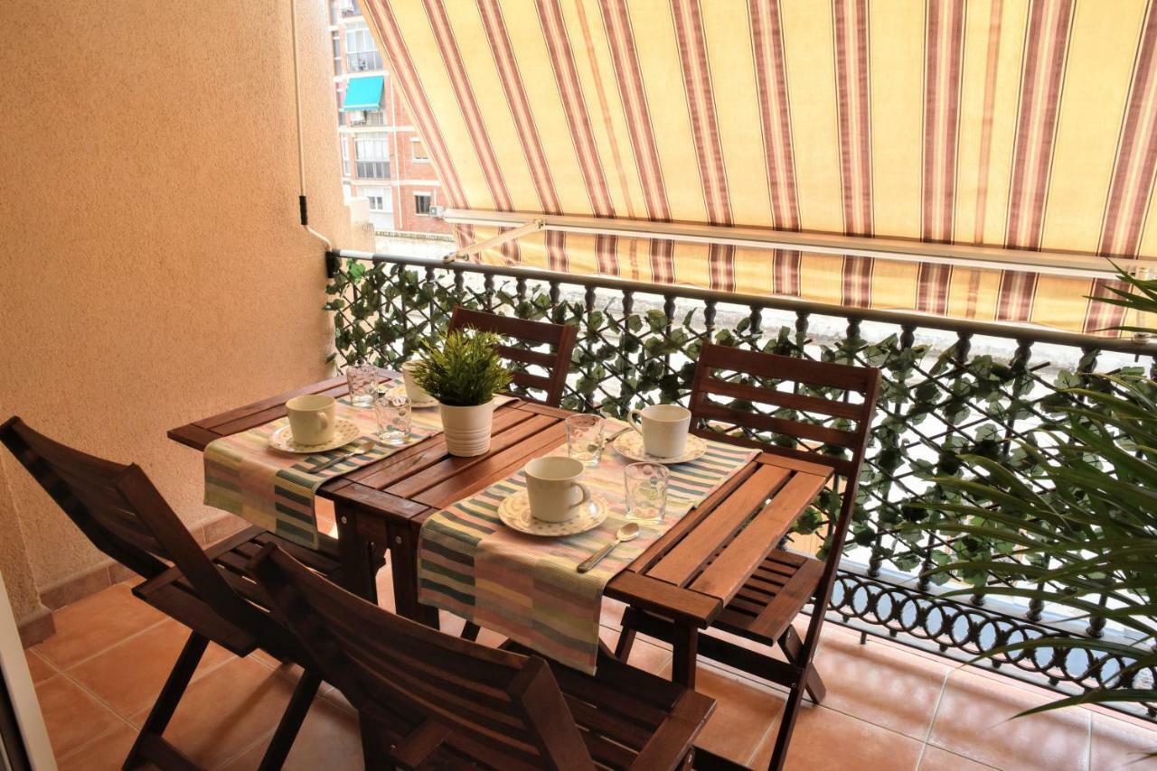 Homely Malaga Don Cristian Con Parking Privado Buitenkant foto